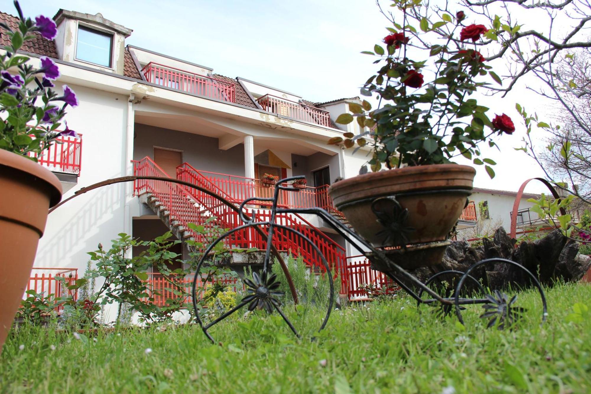 Lucanto Accommodations Calvello Exteriör bild