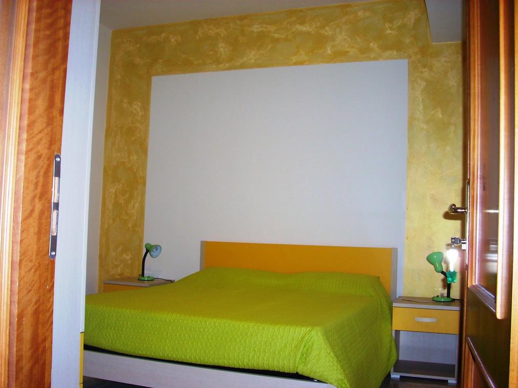 Lucanto Accommodations Calvello Rum bild